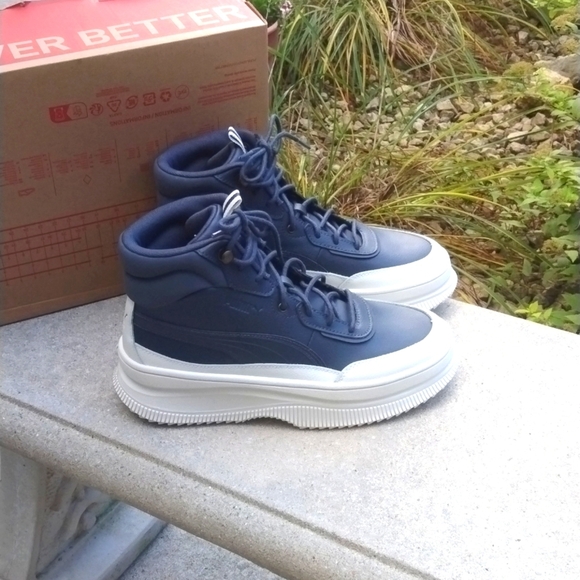 NWT Puma Mayra Sneaker - Women's size 9 - Picture 2 of 13